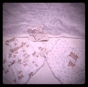 (Lot of 4) Onsies, Hat, mittens
